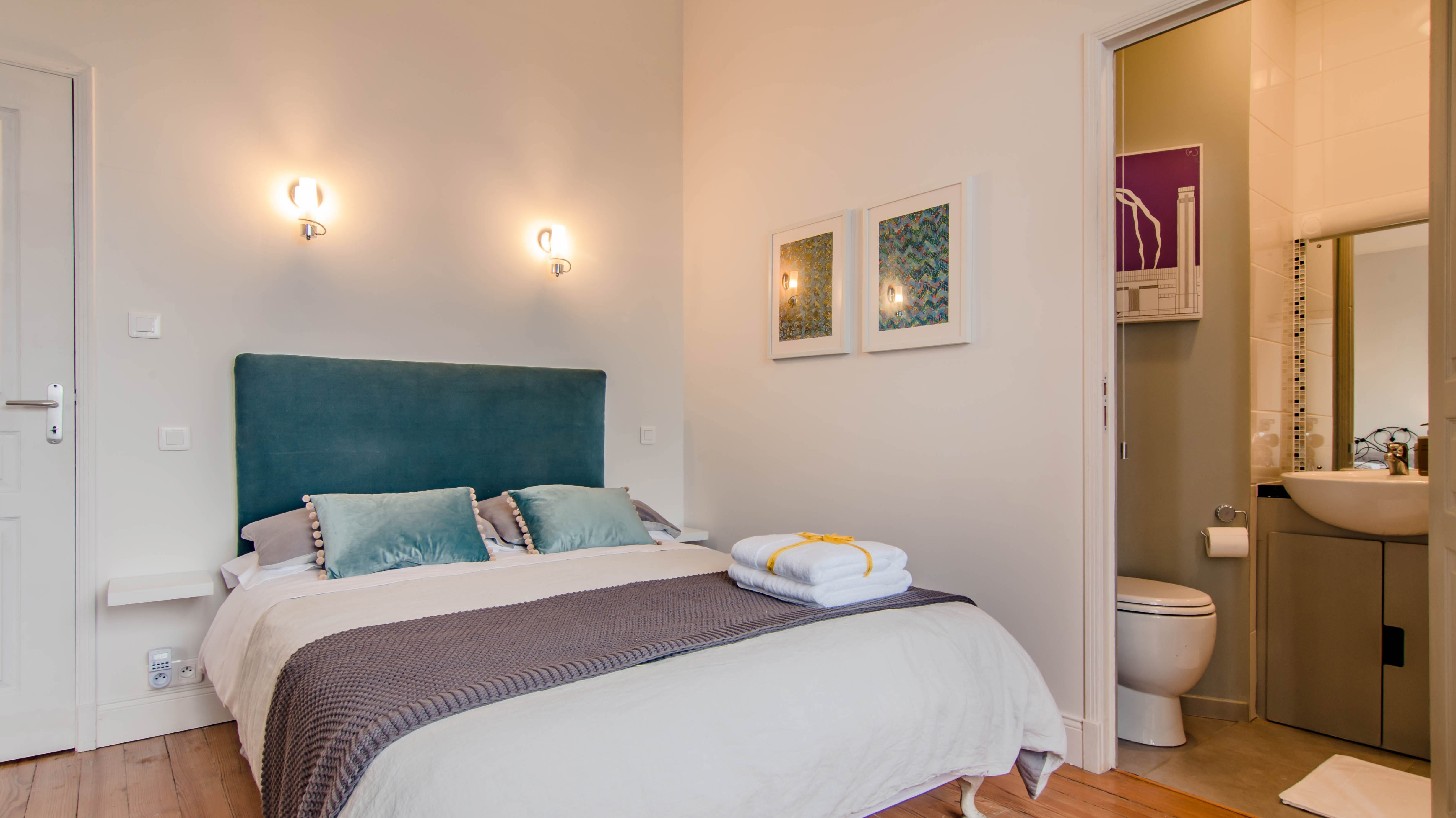 The Orangerie TV screen (9)-2.jpg